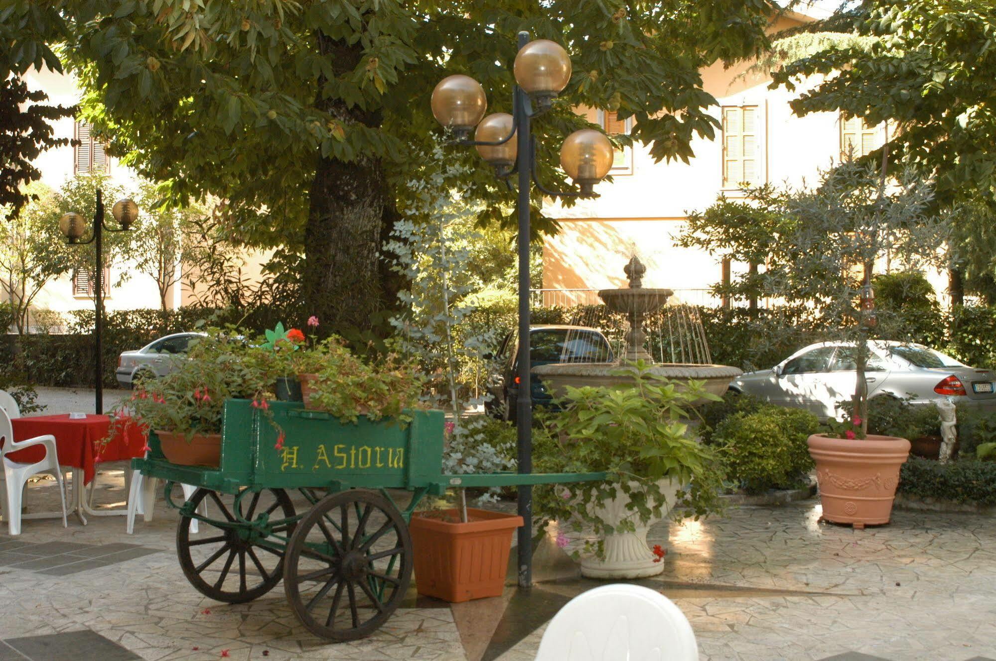 Hotel Astoria & Ninfea Spa Fiuggi Exterior foto